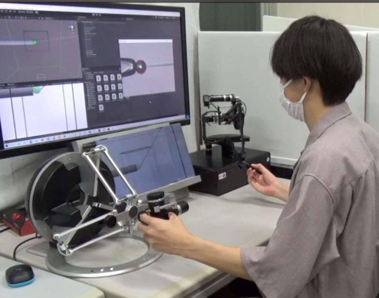 力覚デバイスを用いた細胞操作システム